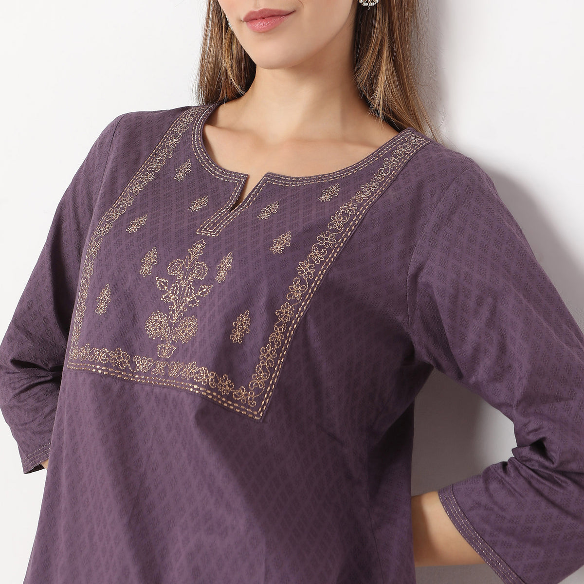 Embroidered Below Knee Length Straight Table Kurta