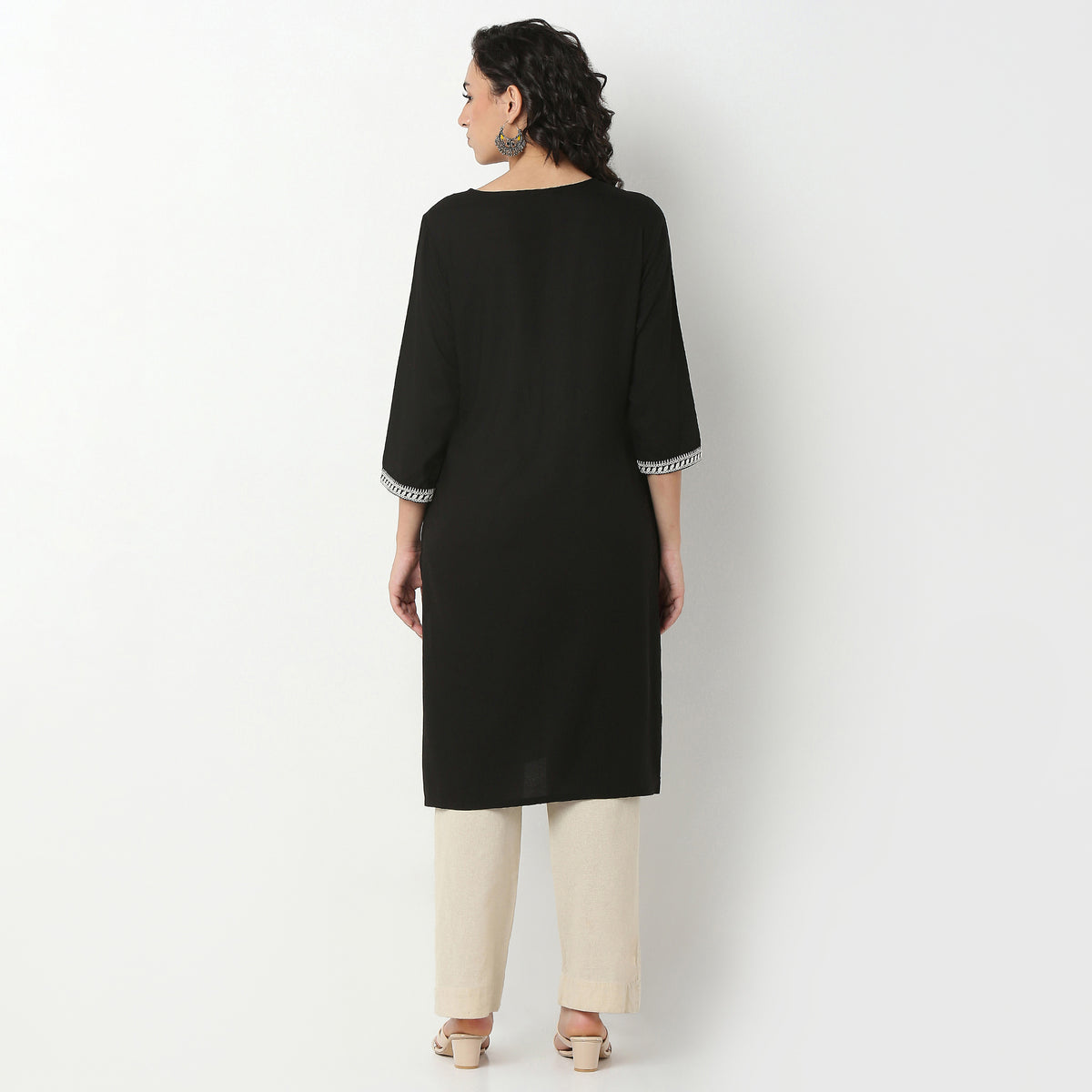 Embroidered Rayon Kurta, Knee Length