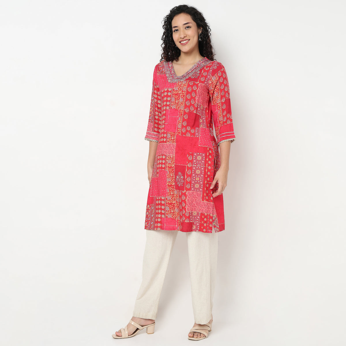 Buy Women Straight Fit Printed Three-Fourth Sleeve Kurta  - Style Union