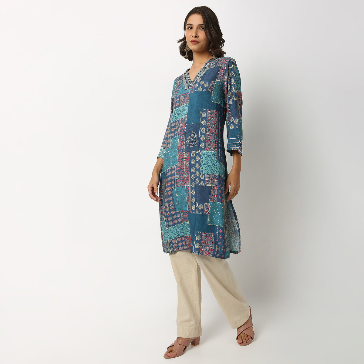 Buy Women Straight Fit Printed Three-Fourth Sleeve Kurta  - Style Union