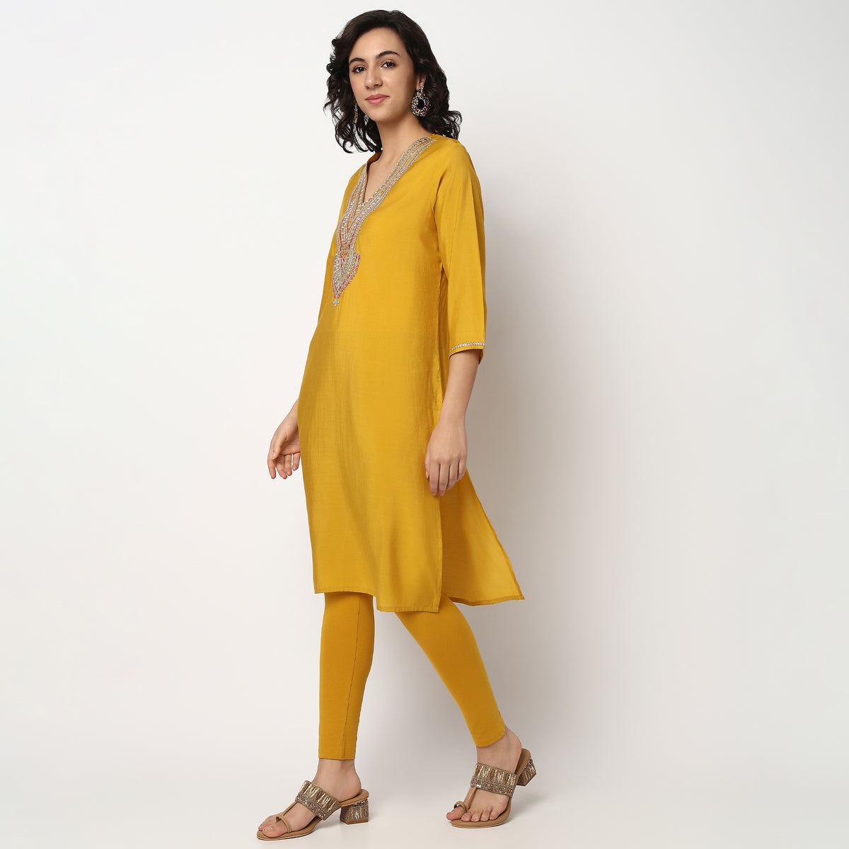 Buy Women Straight Fit Embellished Three-Fourth Sleeve Kurta  - Style Union