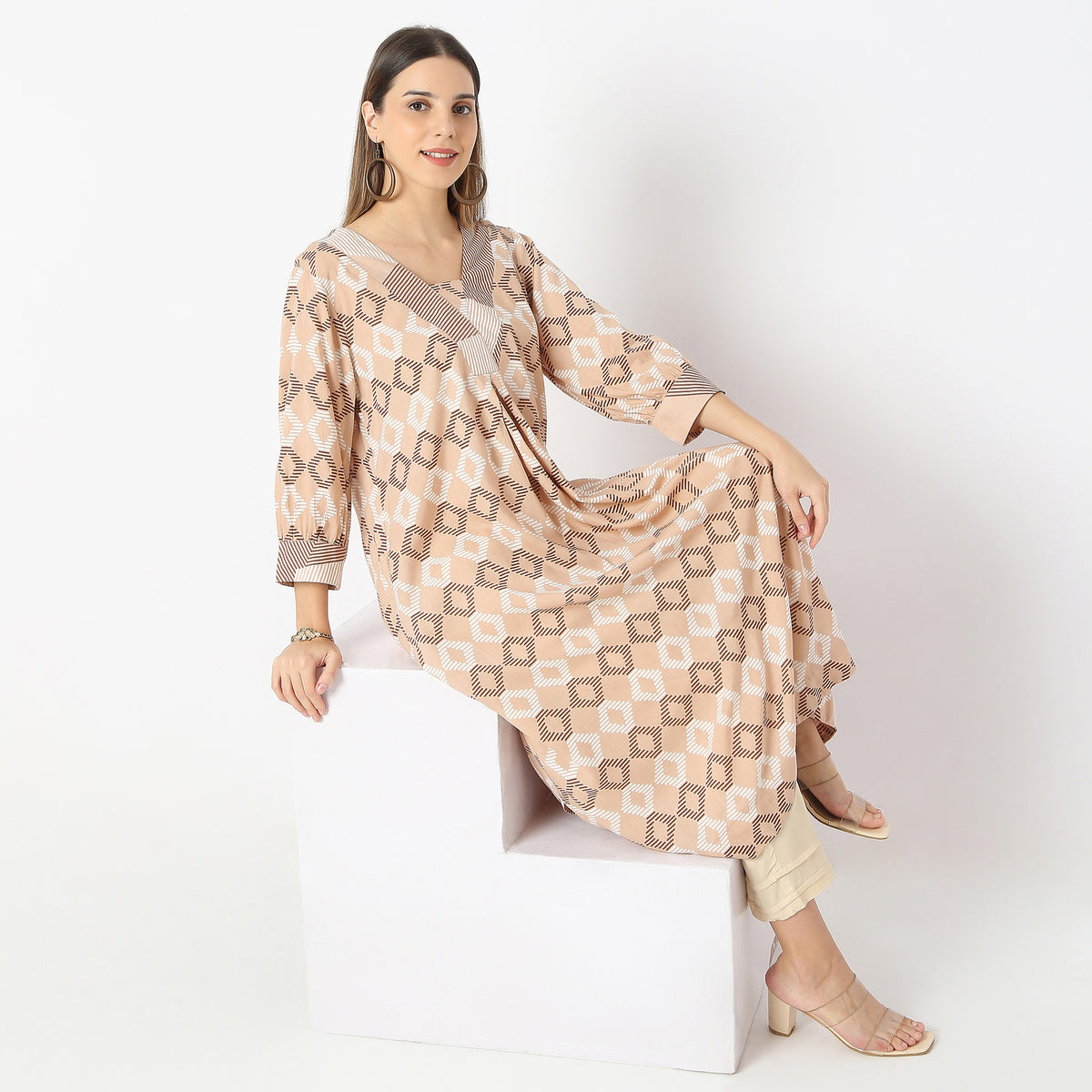 Prinetd Below Knee V-Neck Sand Dunes Flared Kurta