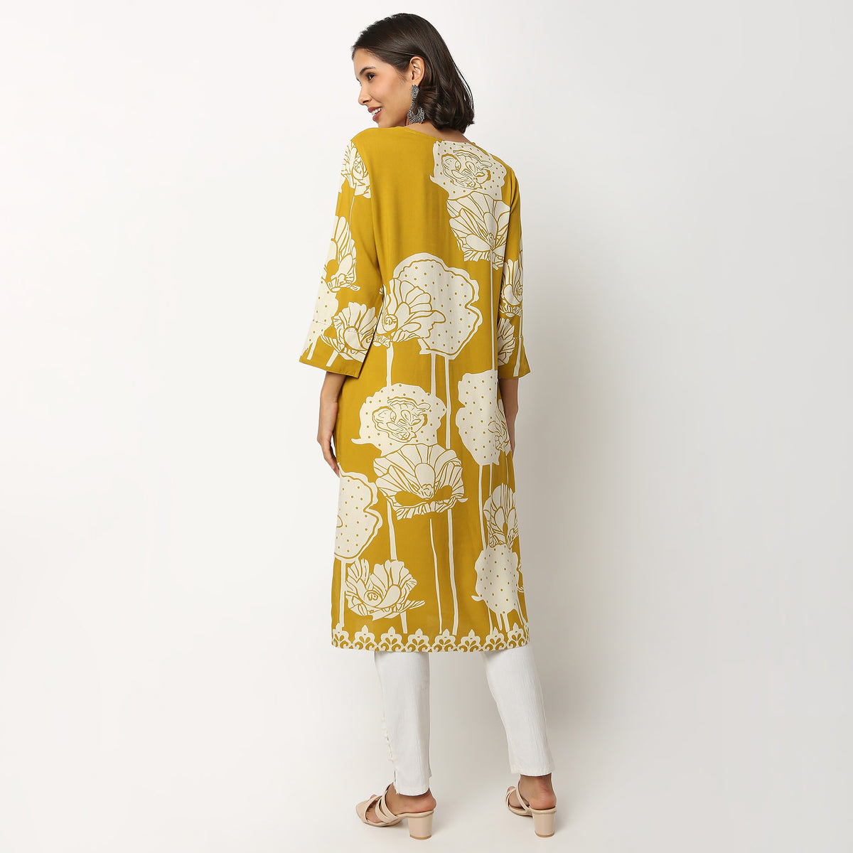 Buy Women Straight Fit Printed Three-Fourth Sleeve Kurta  - Style Union
