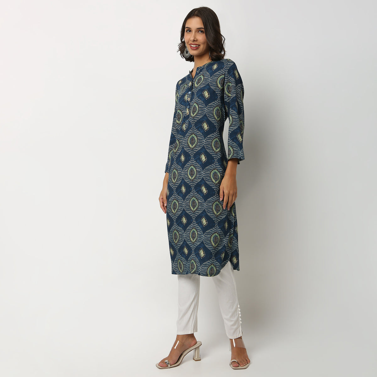 Buy Women Straight Fit Printed Three-Fourth Sleeve Kurta  - Style Union