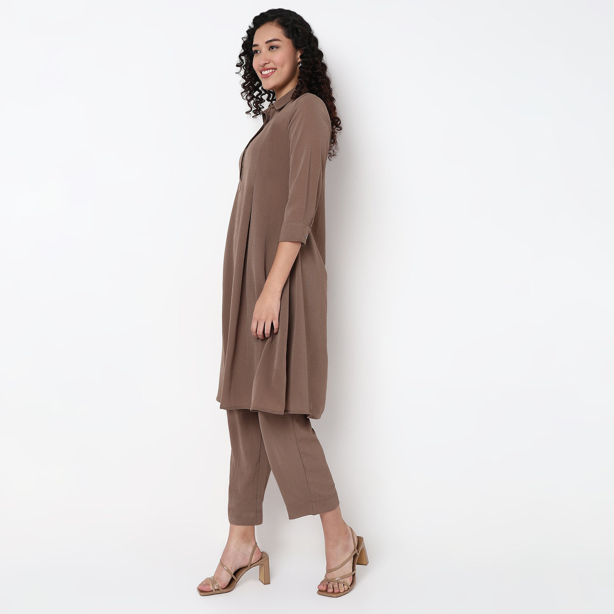 Flare Fit Box Inwared Pleat A-Line Kurta with Pant Set