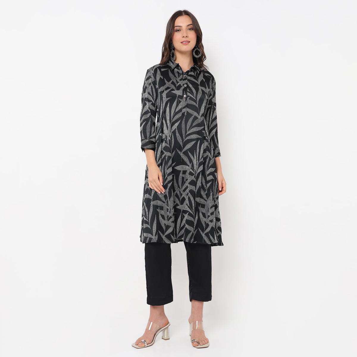 Printed Shirt Collar Kurta Set