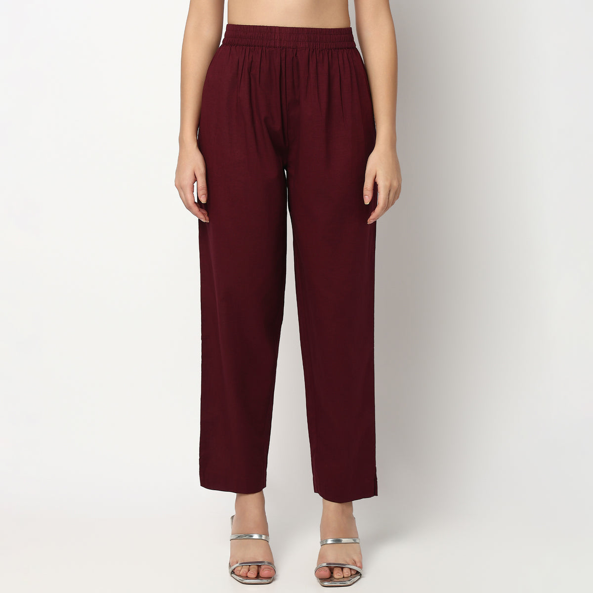 Buy Women Straight Fit Embroidered Three-Fourth Sleeve Kurta with Pant Set  - Style Union