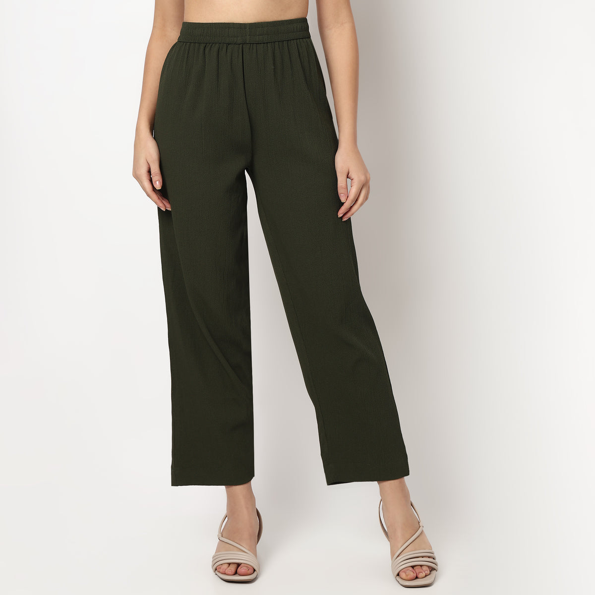 Buy Women Flare Fit Solid Three-Fourth Sleeve Kurta with Pant Set  - Style Union