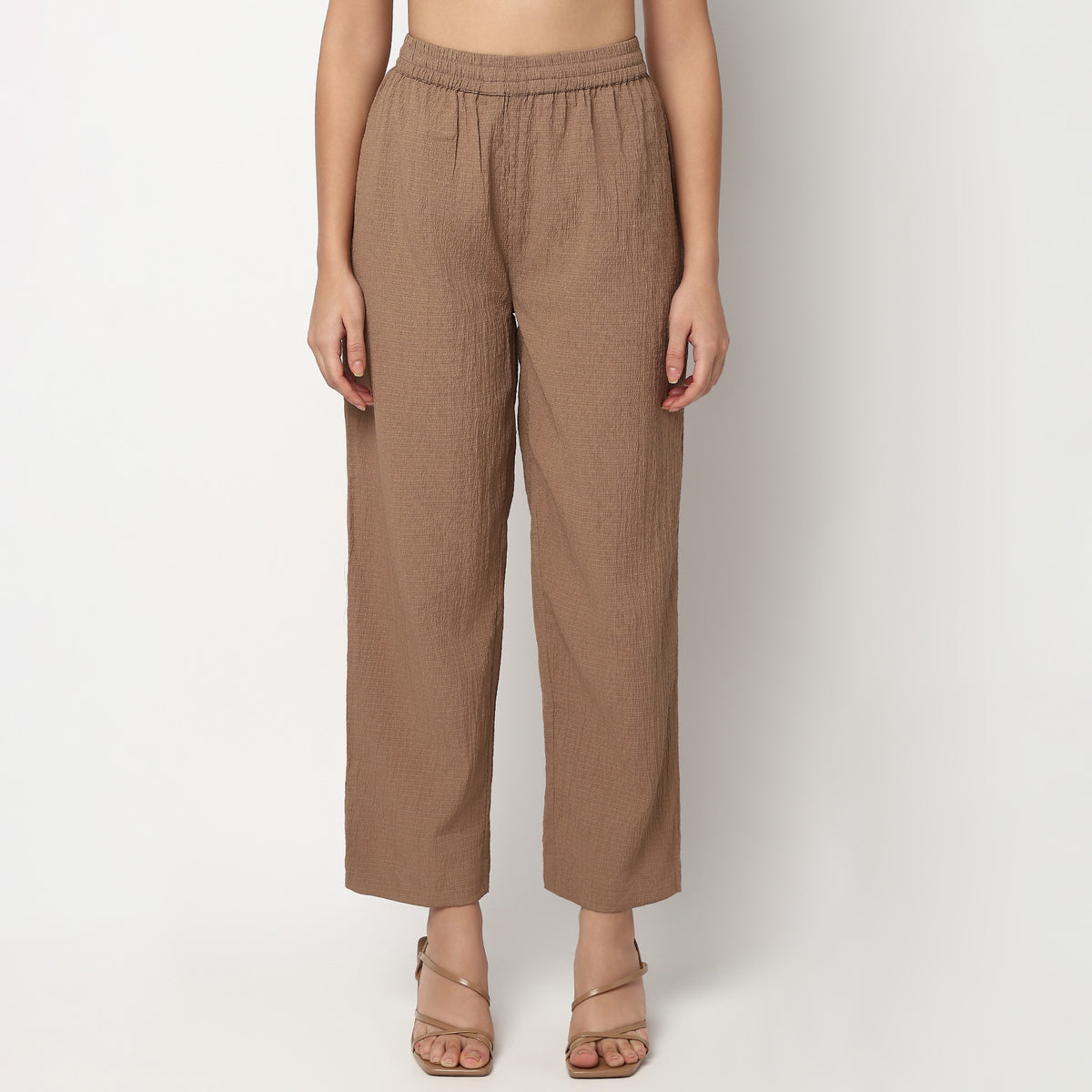 Buy Women Straight Fit Solid Three-Fourth Sleeve Kurta with Pant Set  - Style Union