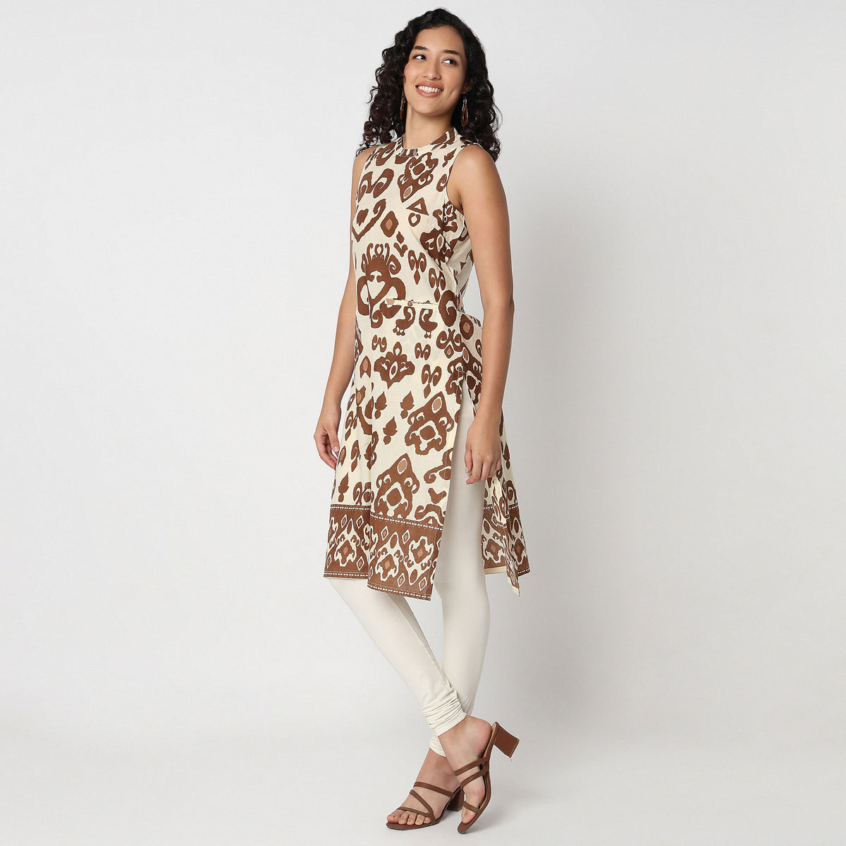 Straight Fit Printed Sleeveless Kurta