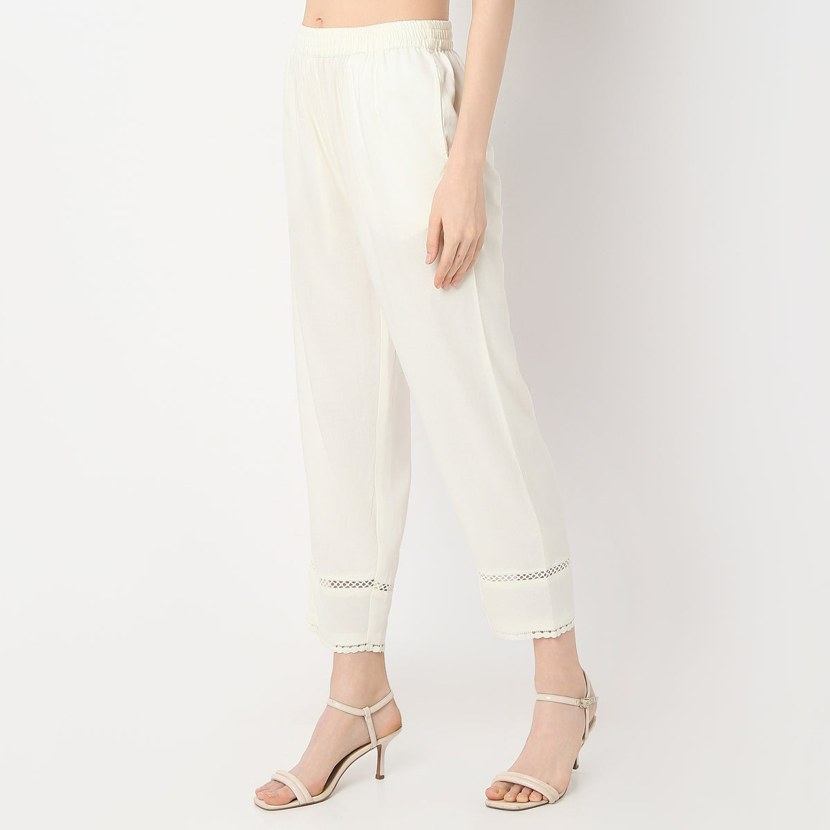 Straight Fit Solid Mid Rise Pants