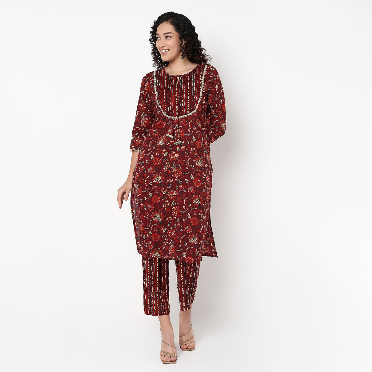 Floral Print Straight Kurta With Pant Set