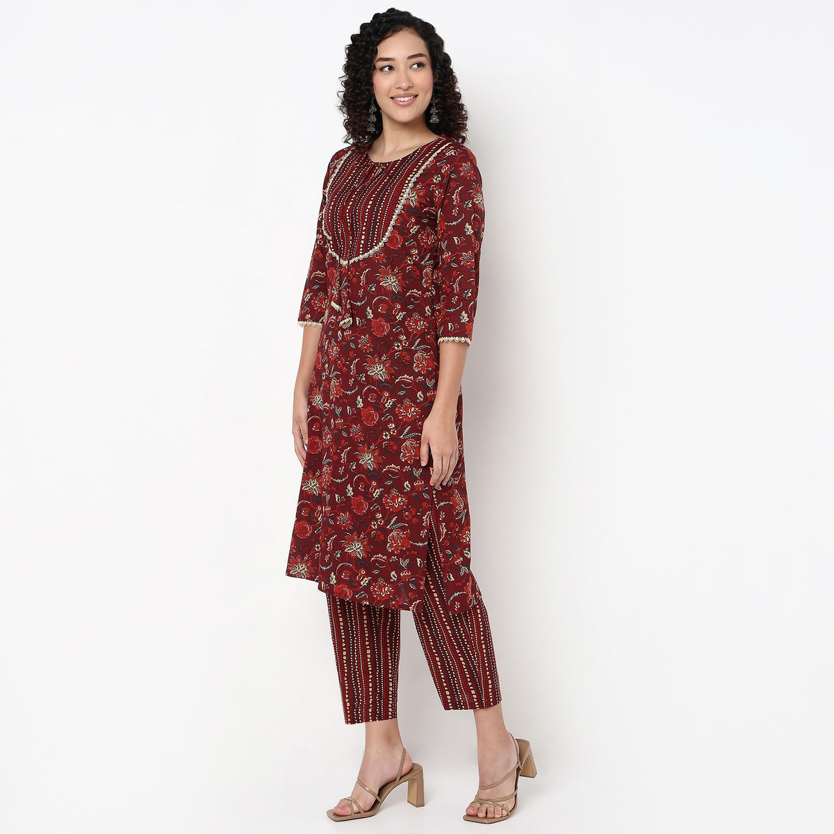 Floral Print Straight Kurta With Pant Set