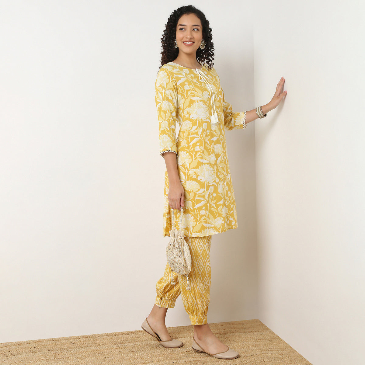 Printed Straight Kurta With Pant Set