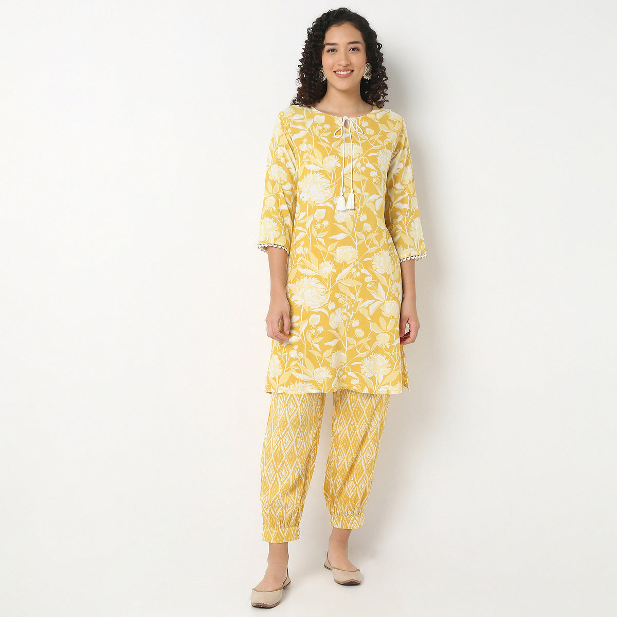 Printed Straight Kurta With Pant Set