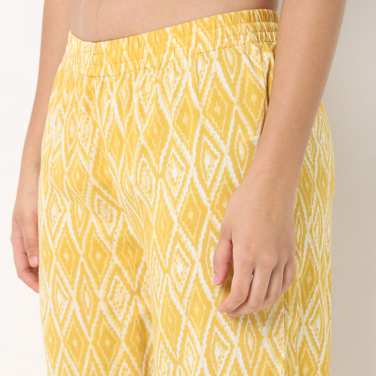 Printed Straight Kurta With Pant Set