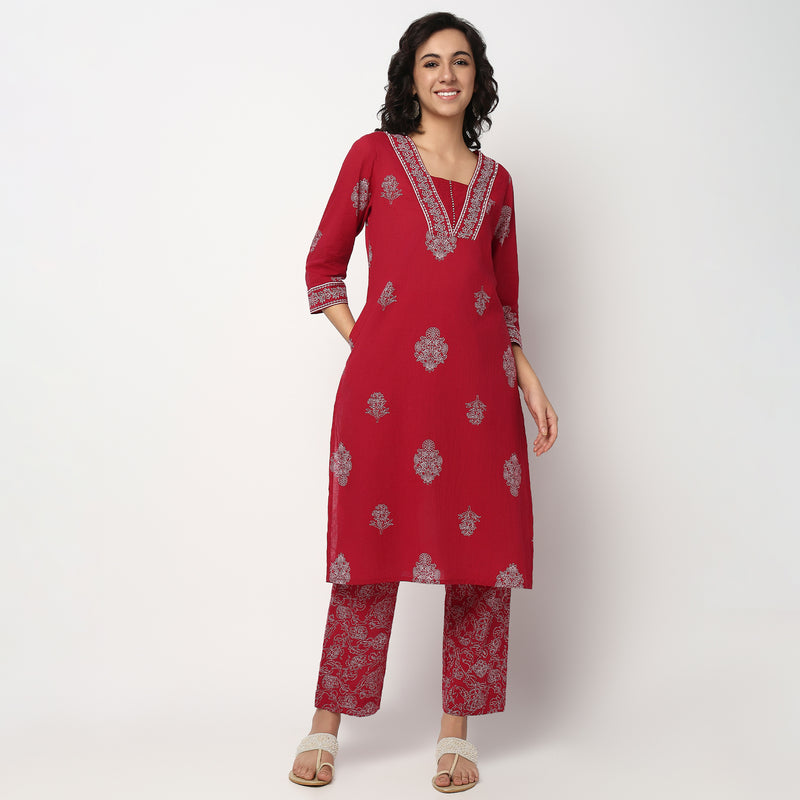 Buy Women Straight Fit Printed Three-Fourth Sleeve Kurta and Pant with Dupatta Set  - Style Union