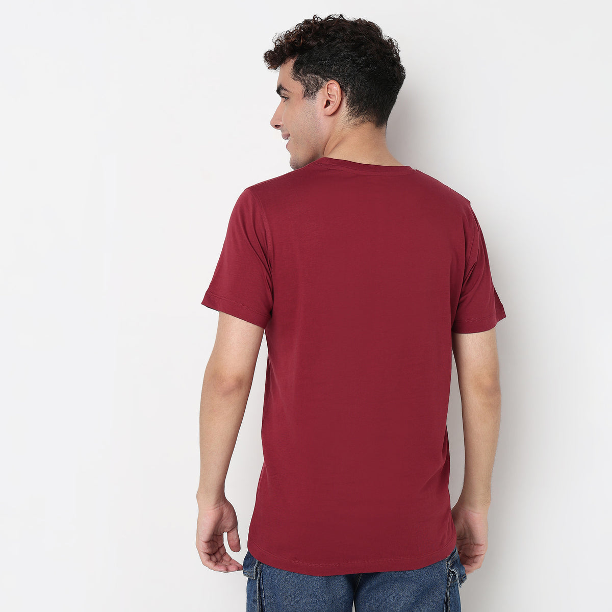 Buy Men Regular Fit Graphic Half Sleeve T-Shirt  - Style Union