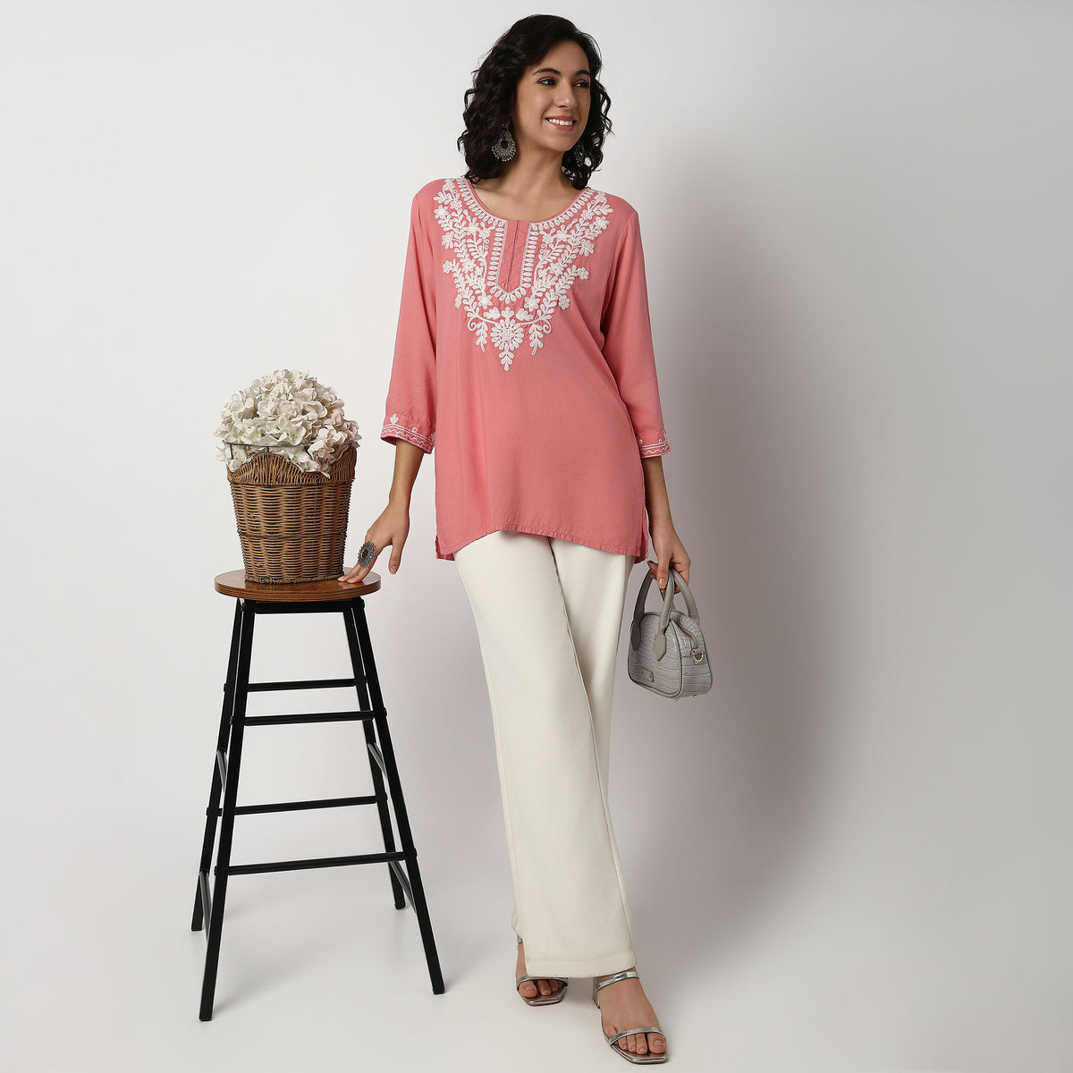 Buy Women Straight Fit Embroidered Three-Fourth Sleeve Kurta  - Style Union