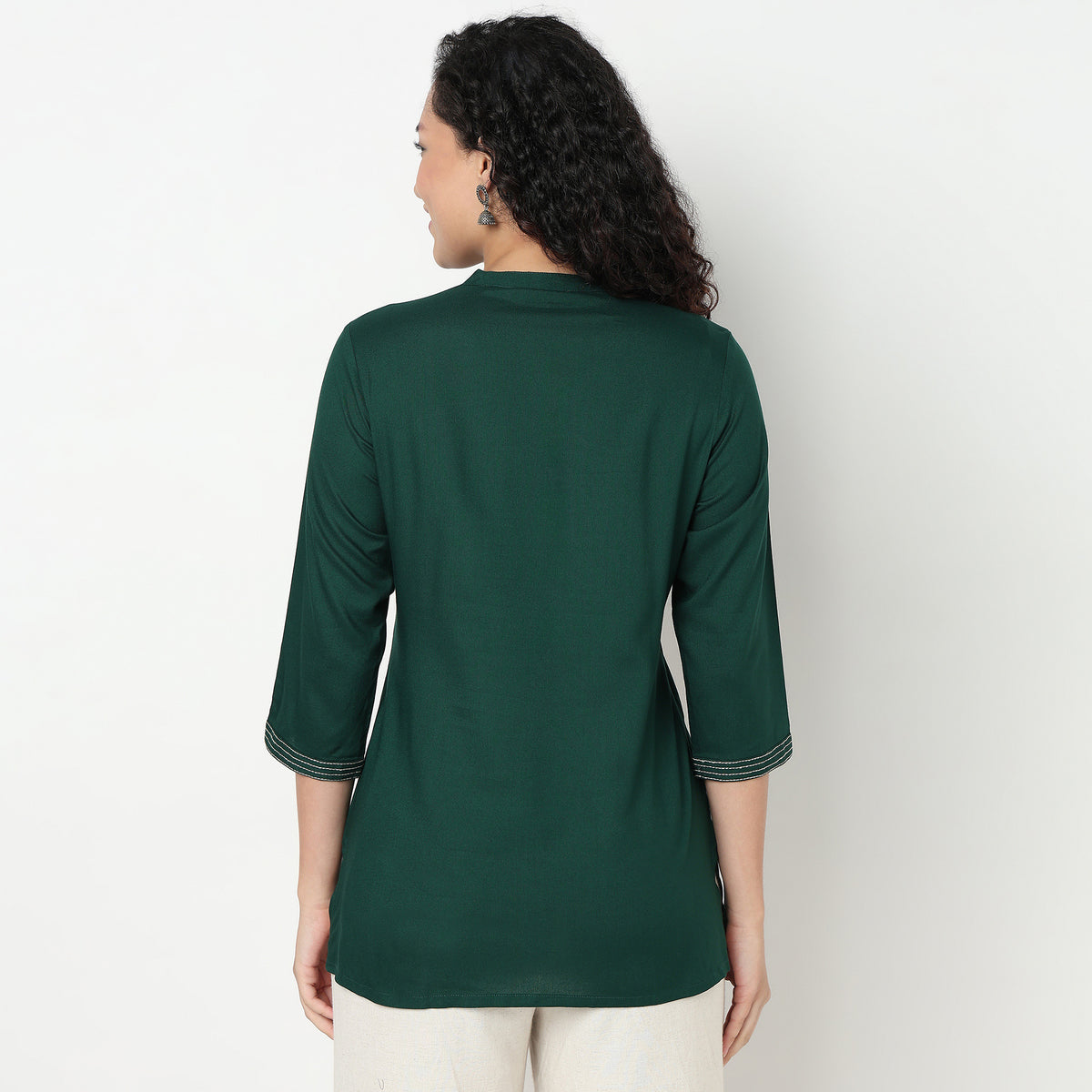 Buy Women Straight Fit Embroidered Three-Fourth Sleeve Kurta  - Style Union