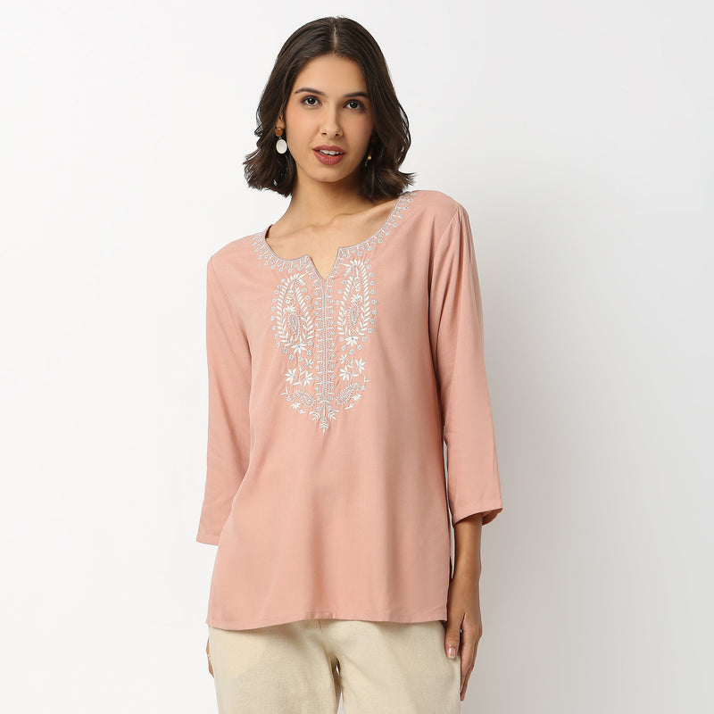 Buy Women Straight Fit Embroidered Three-Fourth Sleeve Kurta  - Style Union