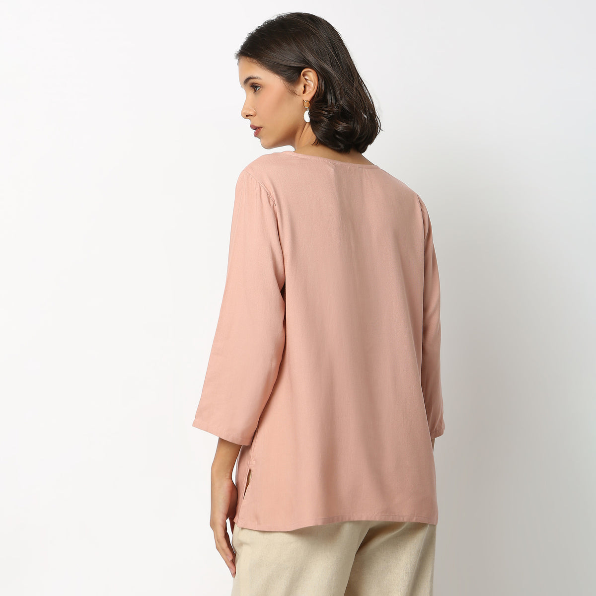 Buy Women Straight Fit Embroidered Three-Fourth Sleeve Kurta  - Style Union