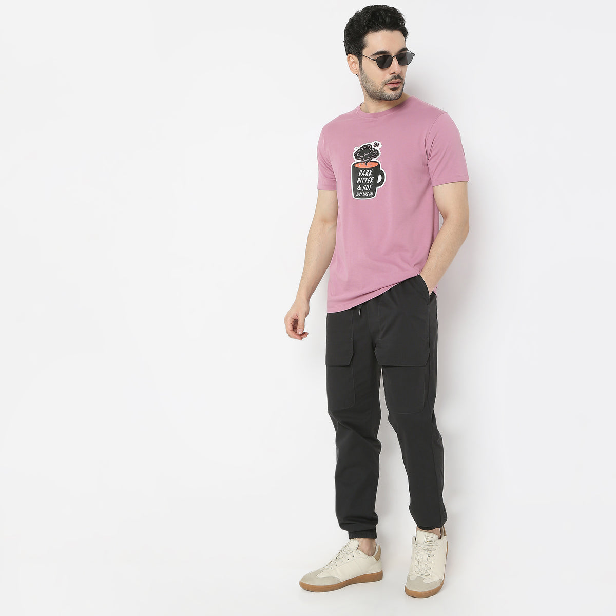 Regular Fit Solid Ankle Length Mid Rise Cargos