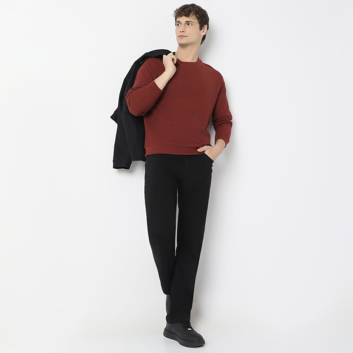Buy Men Regular Fit Solid Raglan Sleeve Sweat Tee  - Style Union