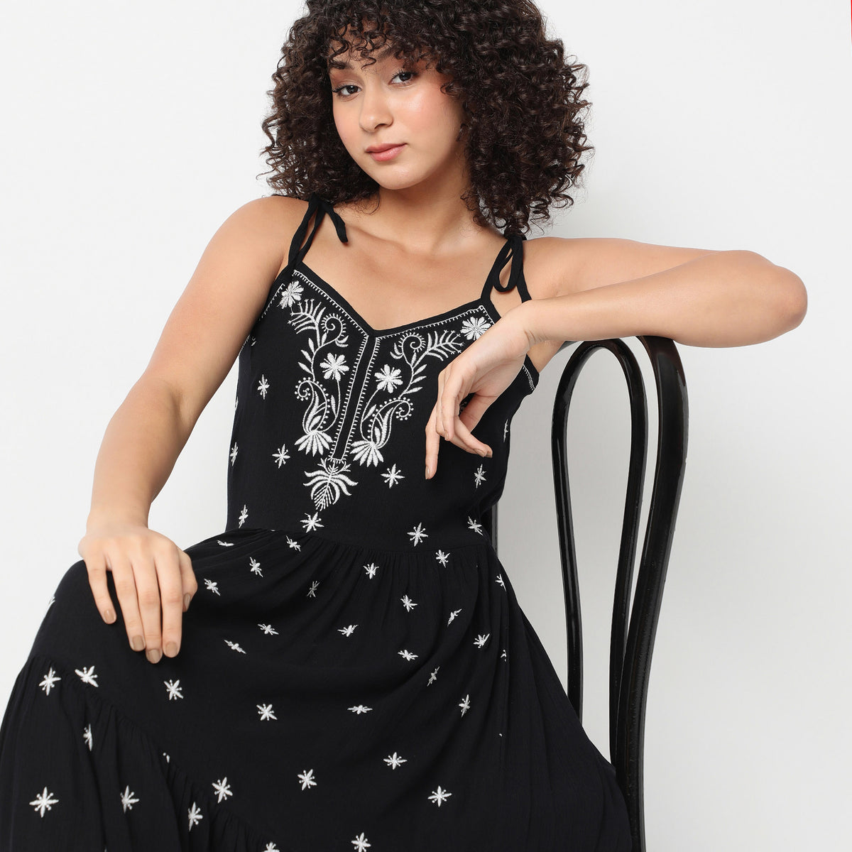 Flare Fit Embroiderd V-Neck Below Knee Dress