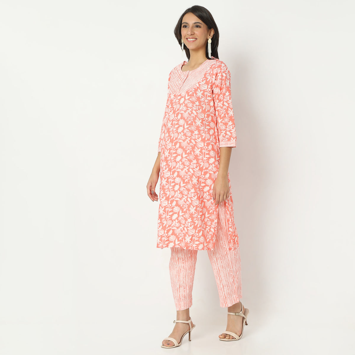 Printed Knee Length Yoke Straight Table Kurta