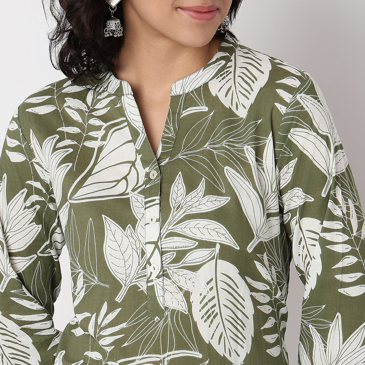 Printed Knee Length Straight Half Placket Kurta