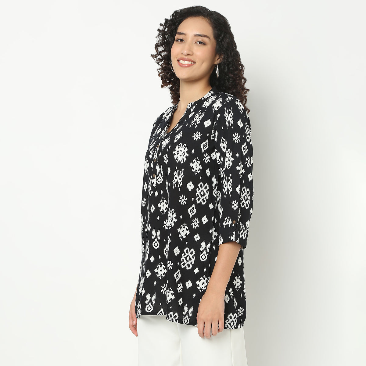 Straight Fit Printed Band Collar Short Kurta