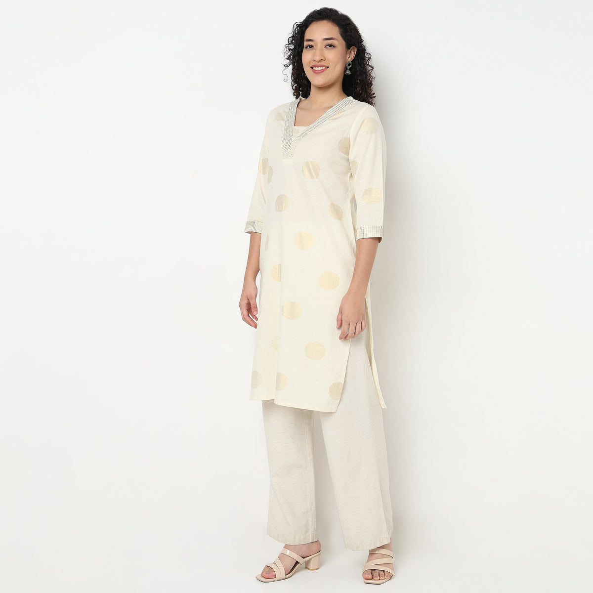 Buy Women Straight Fit Printed Three-Fourth Sleeve Kurta  - Style Union
