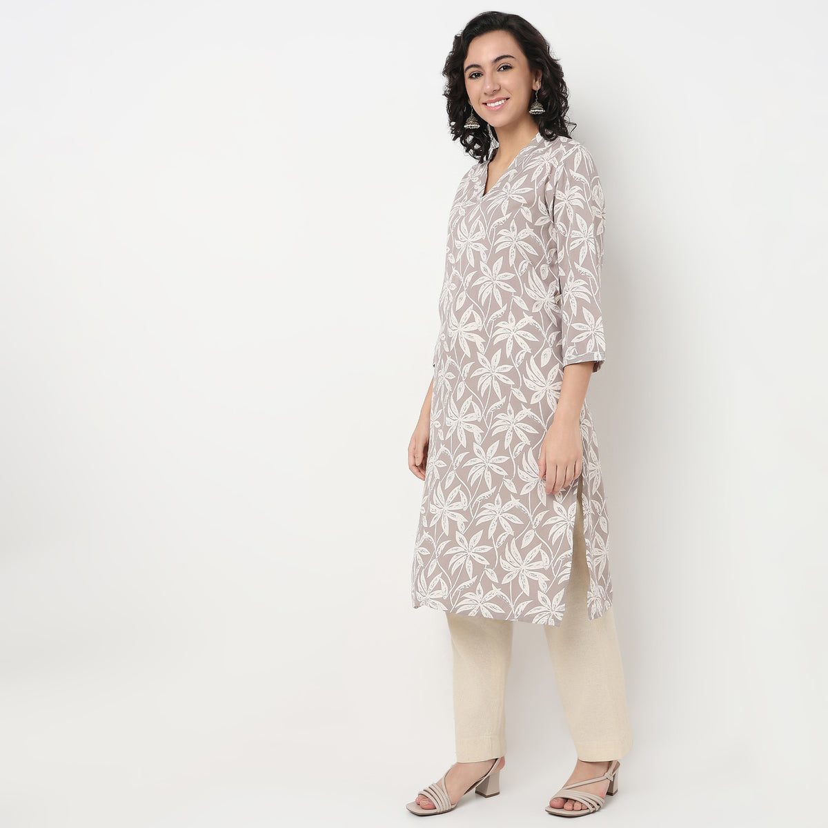 Order Now Women Printed V Neck Straight Fit Ethnic Wear Kurta by Style Union