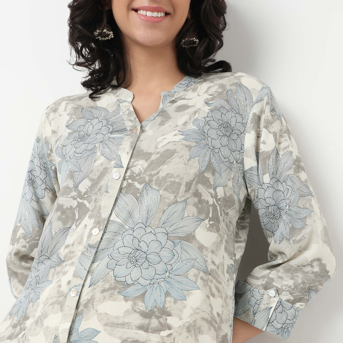 Order Now Women Printed Band Neck Straight Fit Ethnic Wear Kurta by Style Union