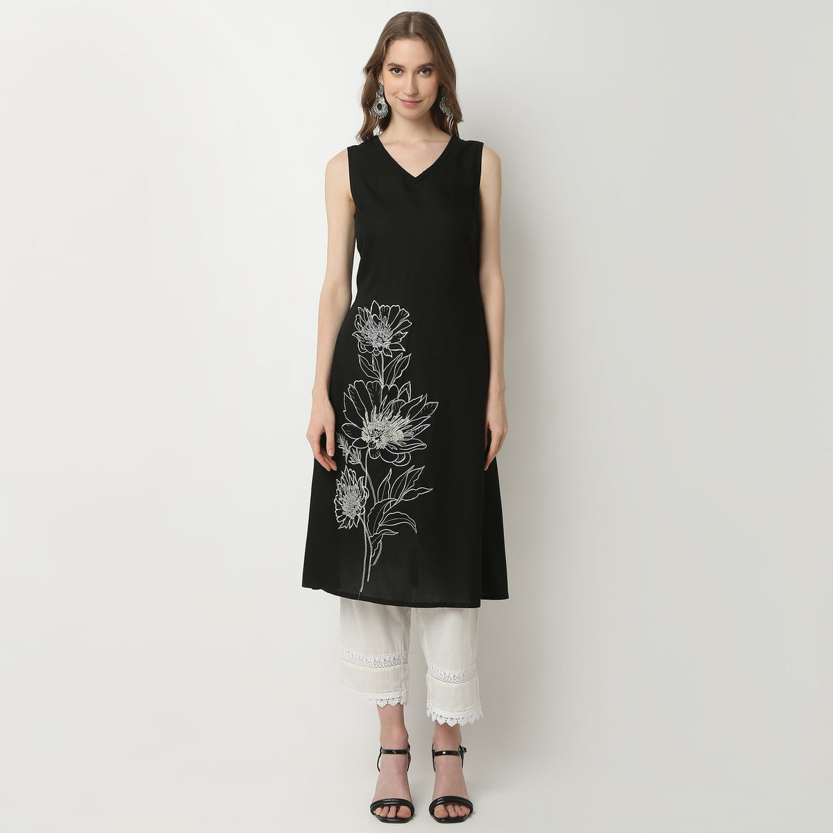 Flare Fit Embroidered V-Neck Kurta