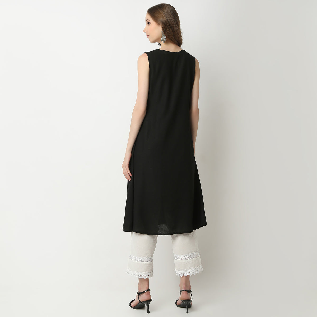 Flare Fit Embroidered V-Neck Kurta