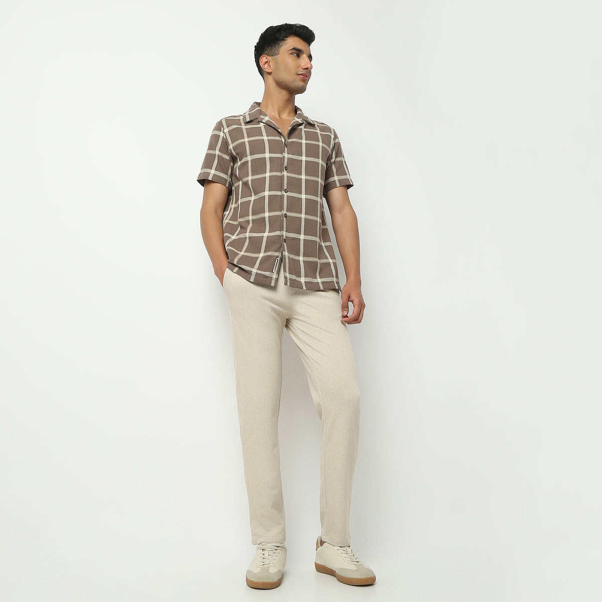 Regular Fit Solid Ankle Length Mid Rise Pants