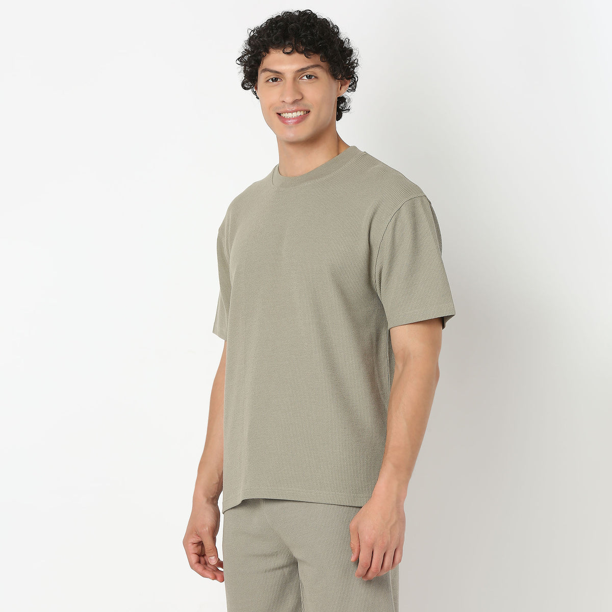 Crew Neck Structured Oversize Half Sleeve Round Neck T-Shirt