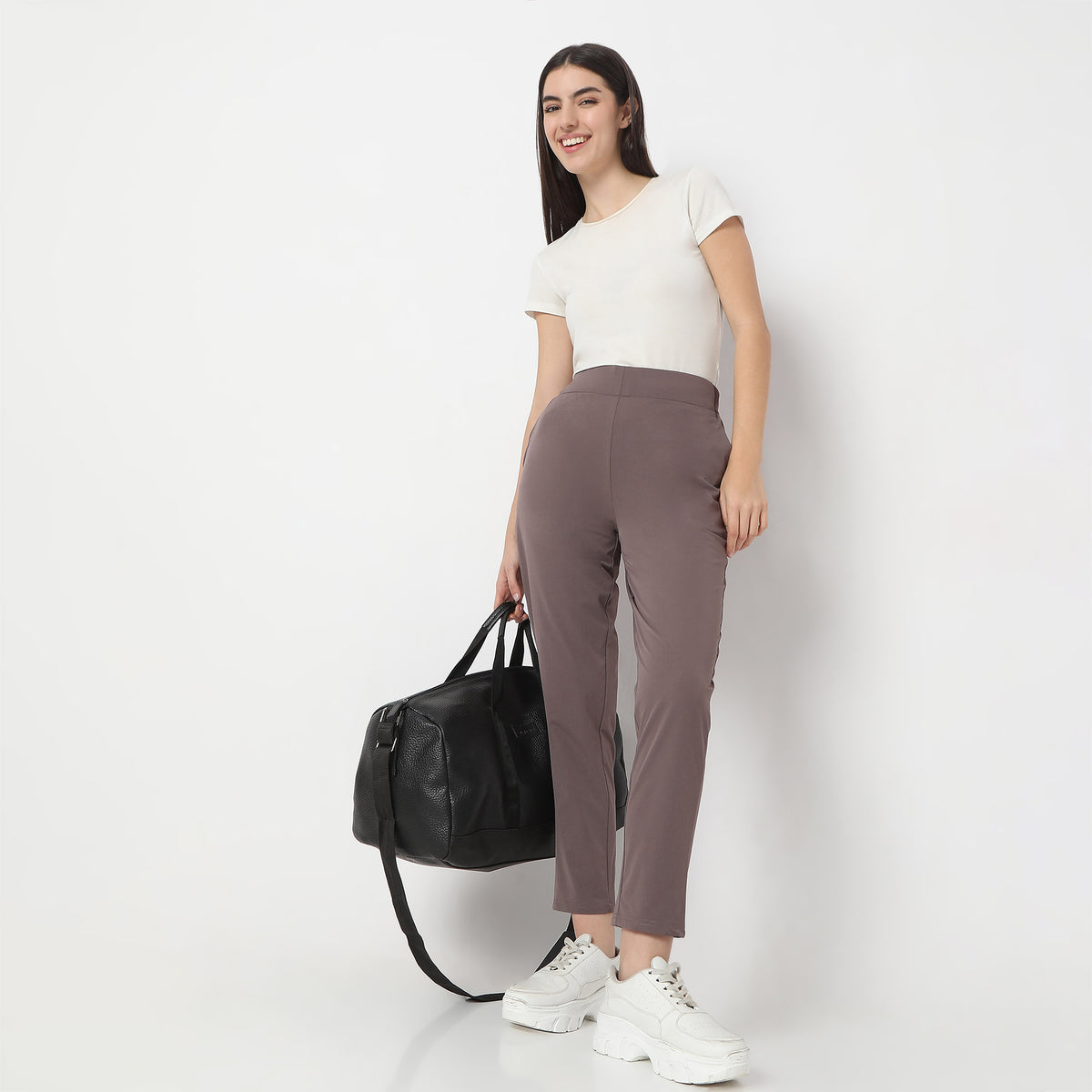 Slim Fit Solid Mid Rise Leggings