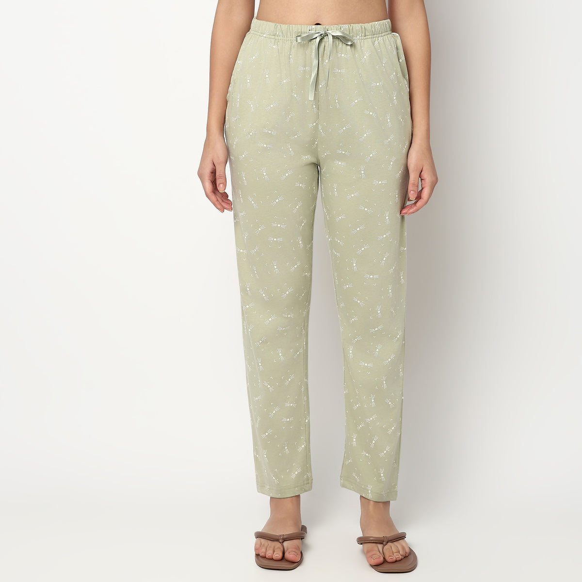 Buy Women Regular Fit Printed Full Length Mid Rise Sleepwear Pyjama  - Style Union