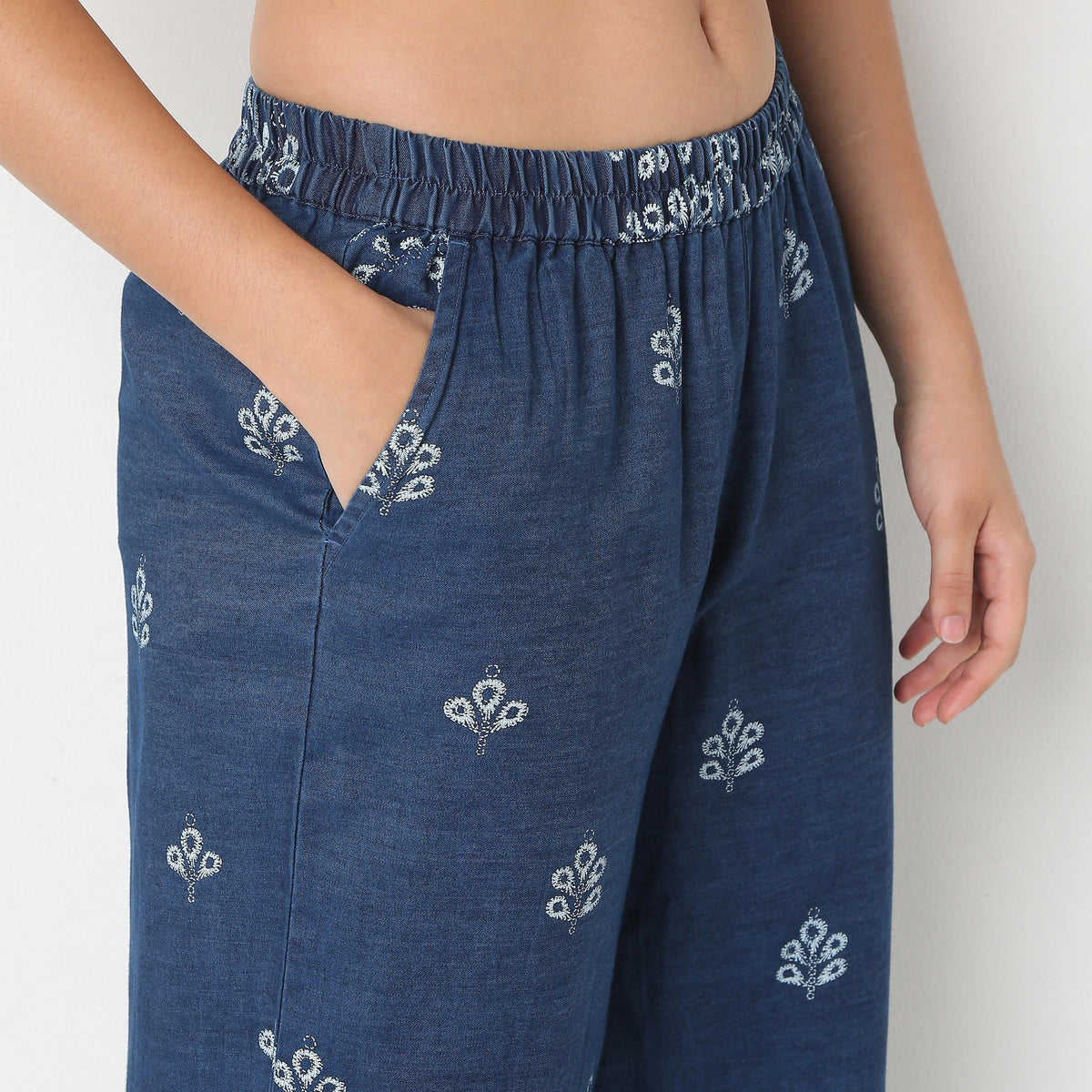 Straight Fit Printed High Rise Palazzo