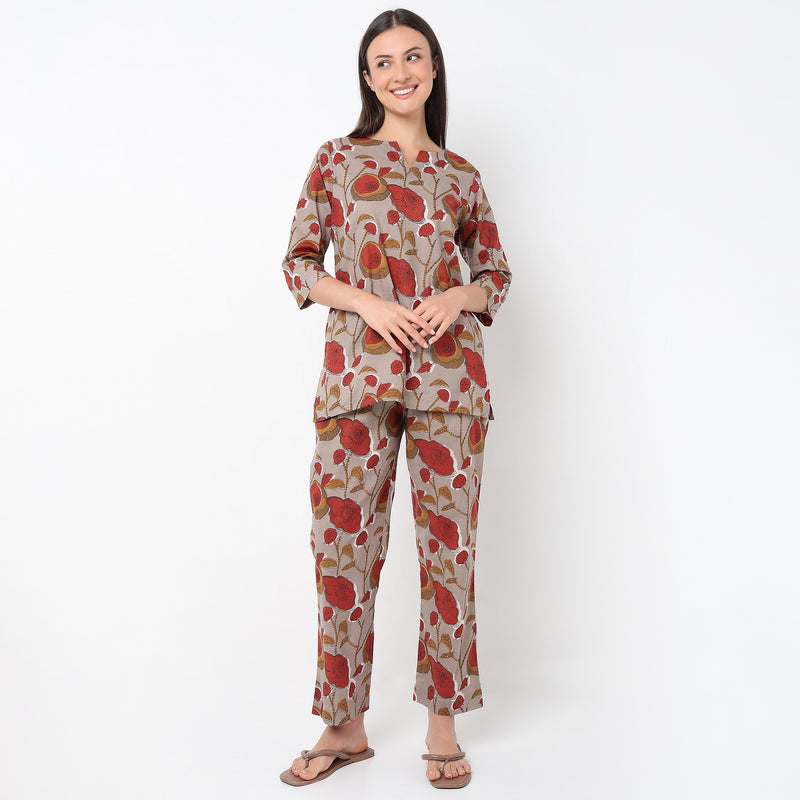 Floral Print Round Neck Kurta with Pyjama Set