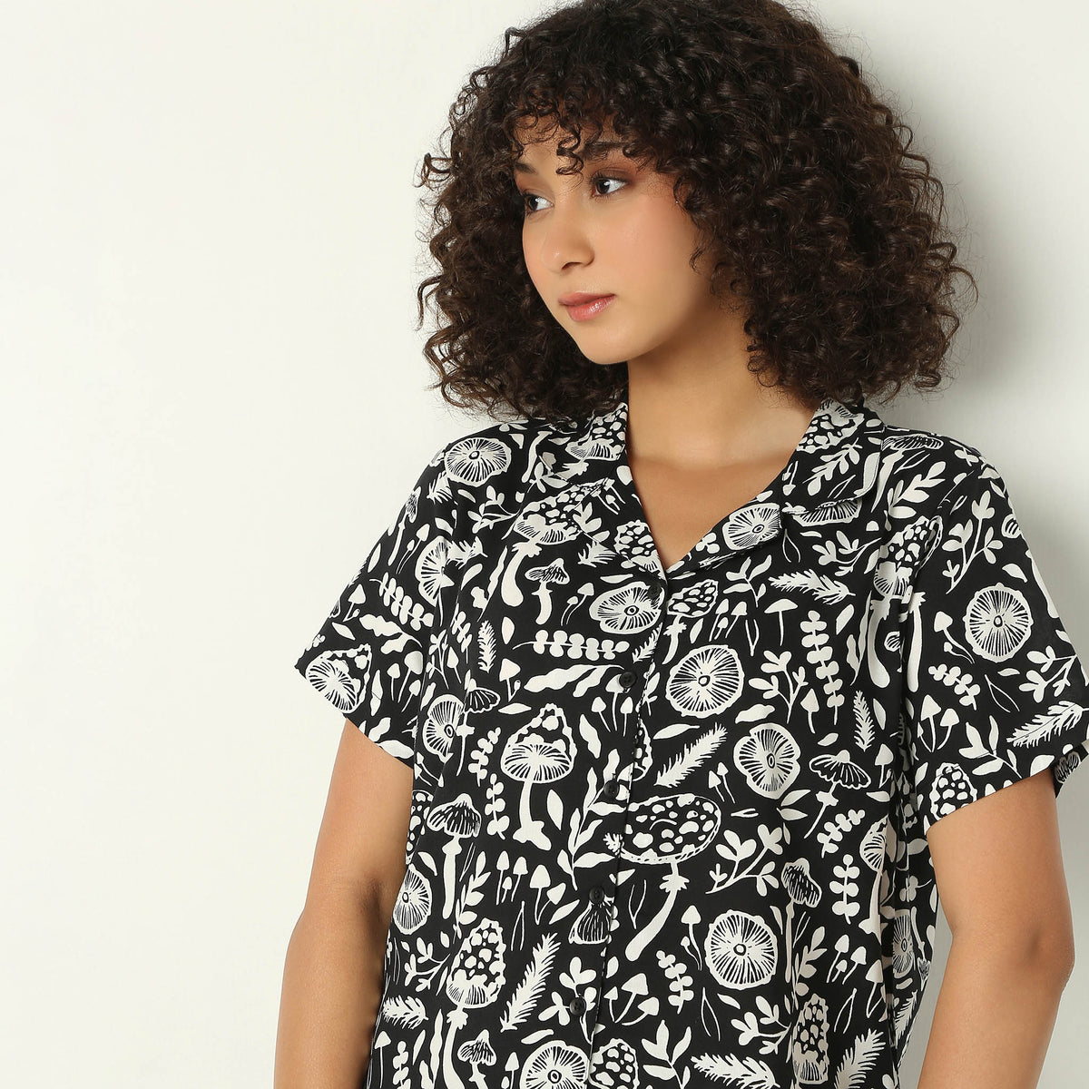 Regular Fit Printed Lapel Collar Shirt with Pyjama Set