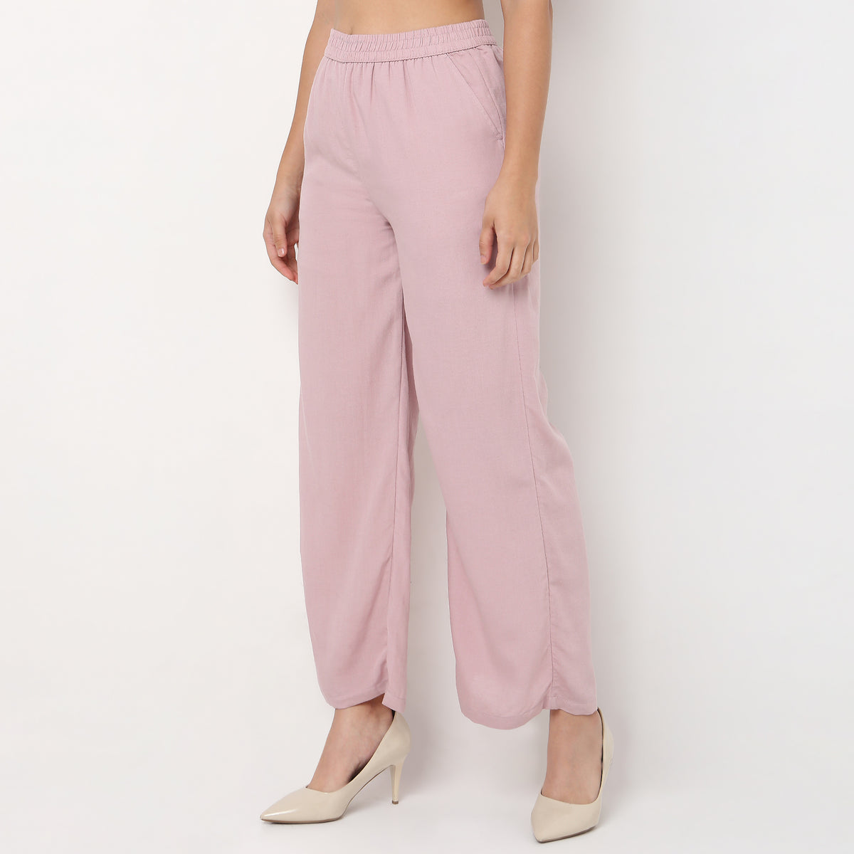 Relaxed Fit High Rise Palazzo With Scallop Hem