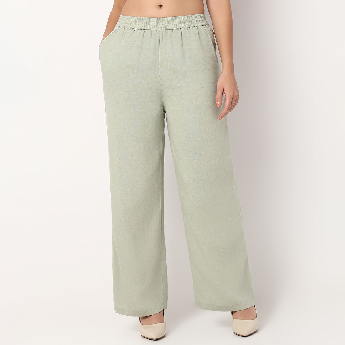 Relaxed Fit High Rise Palazzo With Scallop Hem