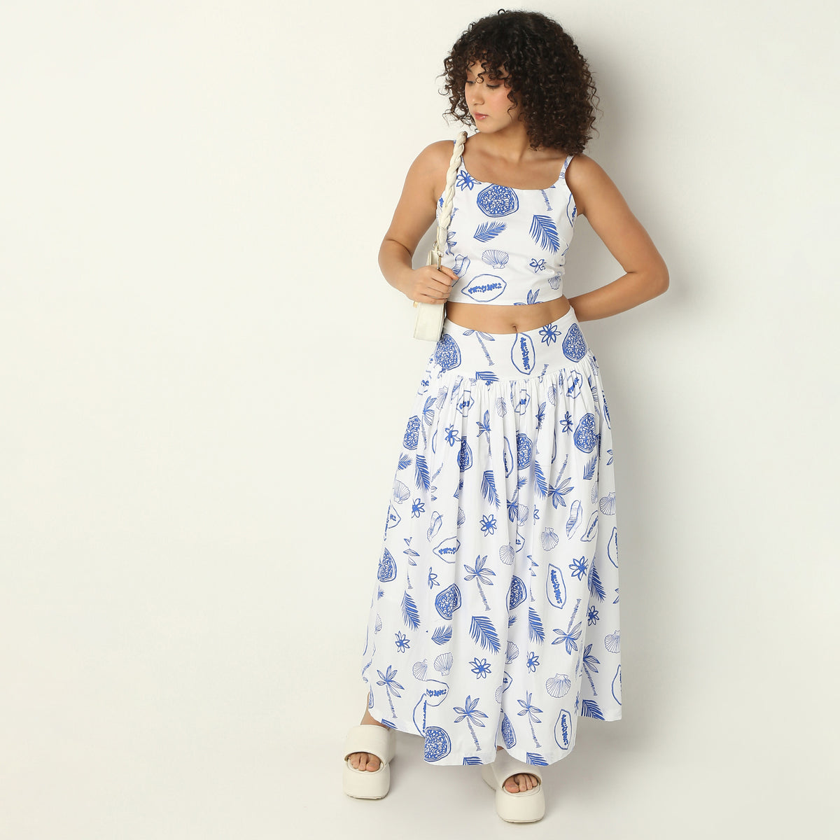 Slim Fit Tropical Square Neck Sleeveless Crop Top with Tropical Print