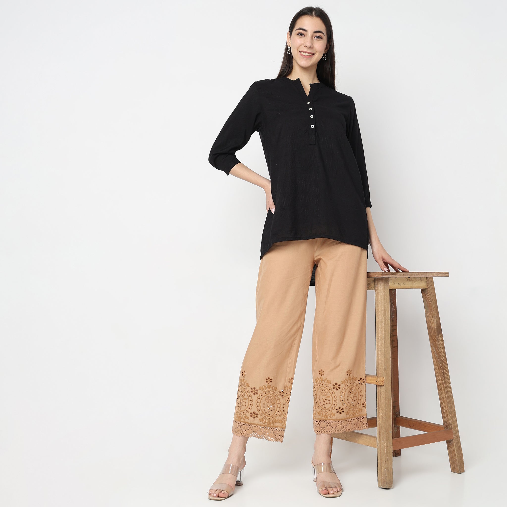 Regular Fit Embroidered Mid Rise Ethnic Pants