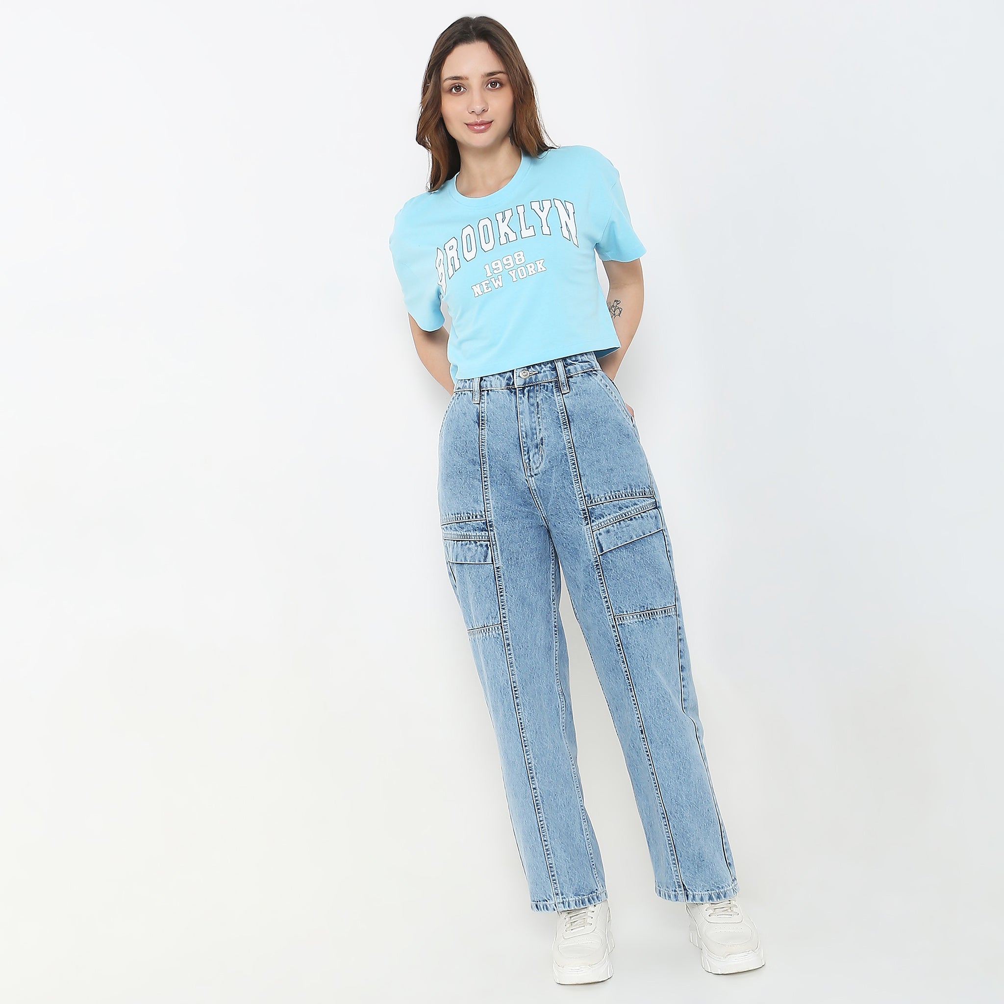 Straight Fit Solid High Rise Jeans