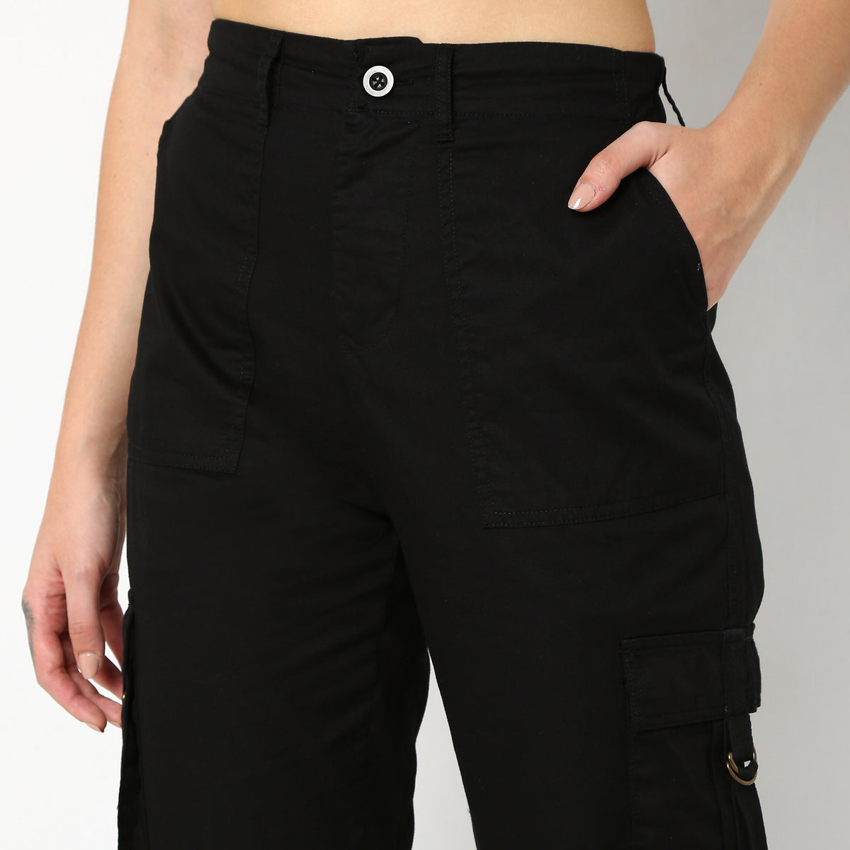 Regular Fit Solid Mid Rise Joggers